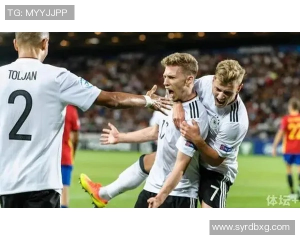 武汉足球队在邀请赛中的团队协作表现分析与评价 武汉足球队在邀请赛中的团队协作表现分析与评价