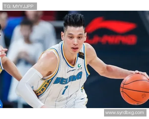 南京篮球队在选拔赛中以61分稳居积分榜首位，展现强劲实力