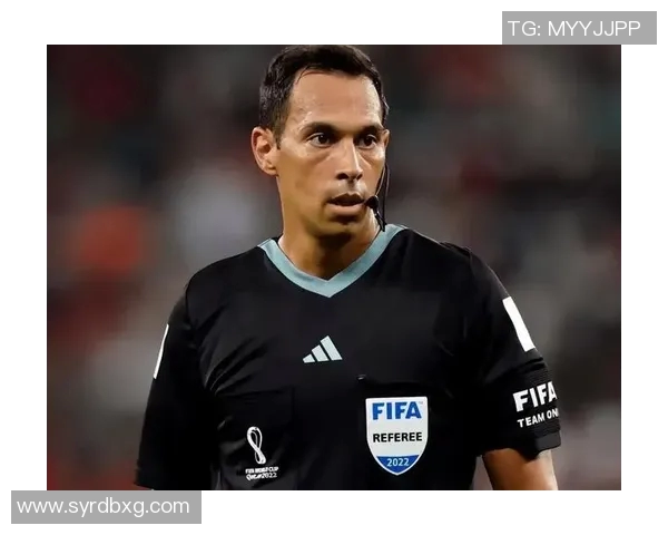 历史上黄牌最多的足球明星及其争议与成就分析 历史上黄牌最多的足球明星及其争议与成就分析