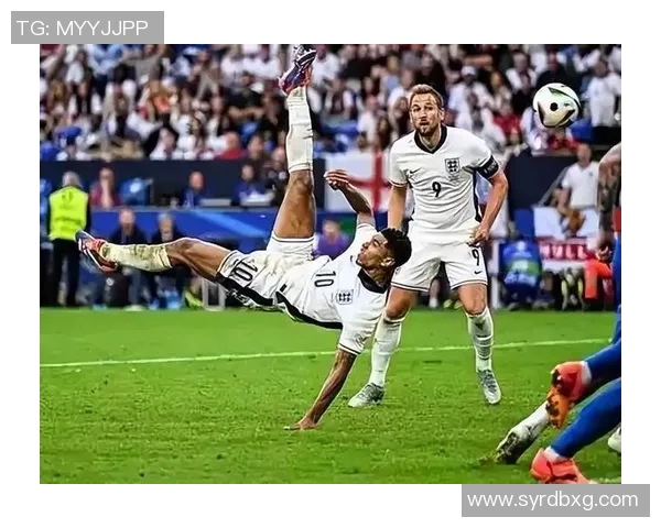 导演足球明星的身份揭秘与职业生涯的精彩瞬间回顾